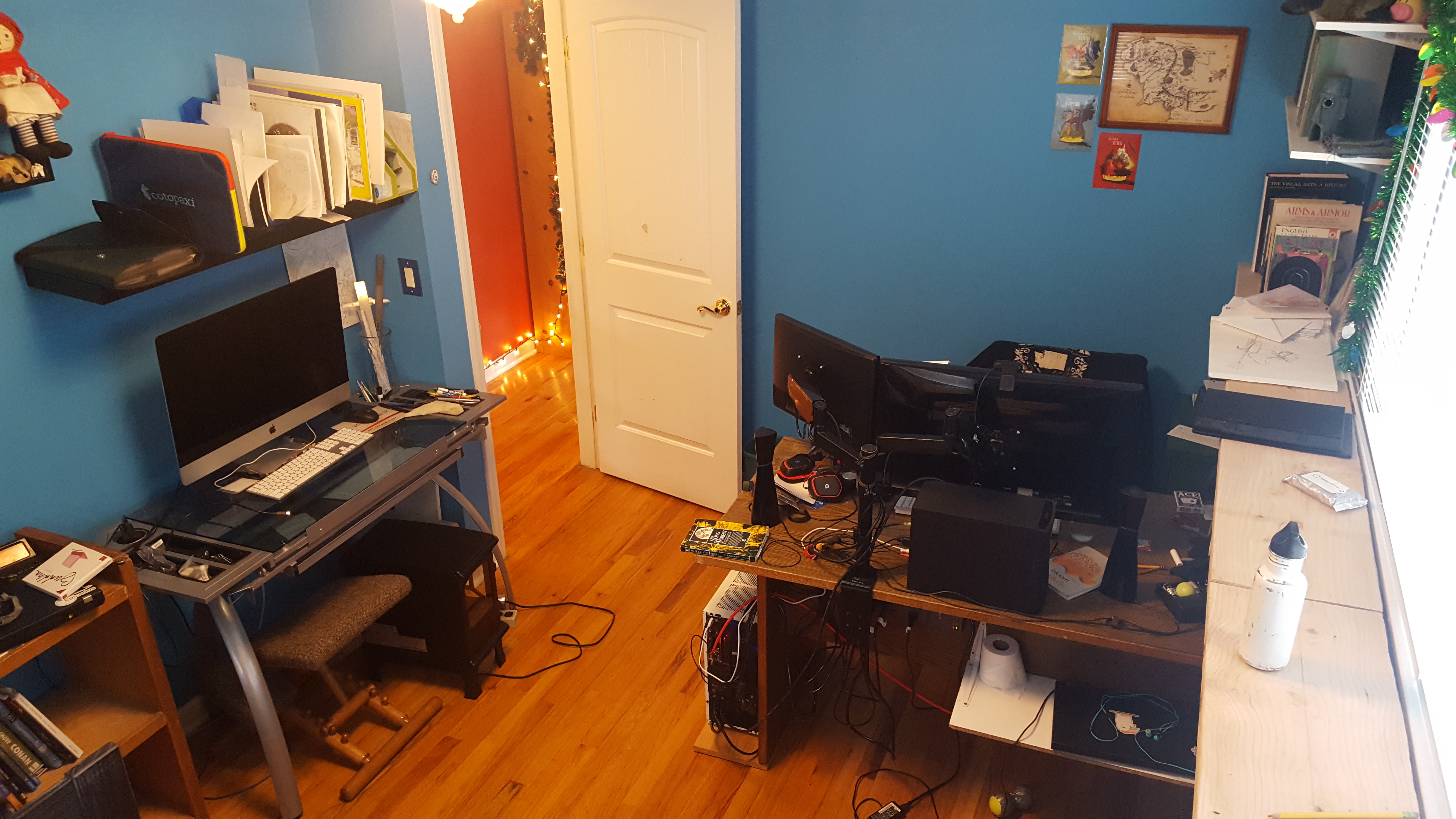 Morrie's office in 2021. Now that everyone is stuck at home I'm glad she could finally get her own space! It's painted blue.